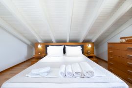 Loft Apartment, Chrissi Akti, loft maisonette bedroom 1b