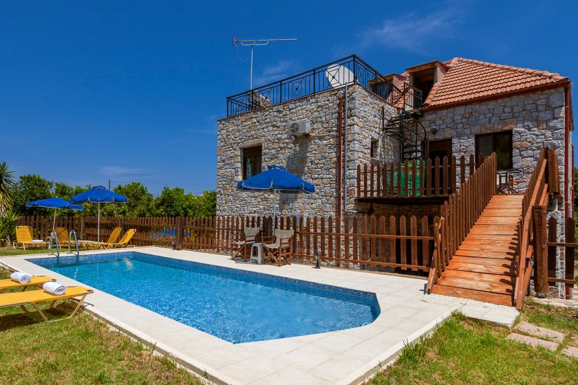 Charming Villa, Platanias, private pool 1