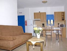 Kiona Apartments, Плакиас, apartment-kitchen