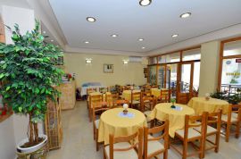 Bikakis Rooms, Κίσσαμος, breakfast area 1a
