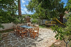 Villa Local, Δαφνέδες, barbecue-area-new-1