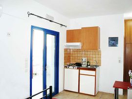 Kiona Apartments, Plakias, studio-no1b-kitchenette
