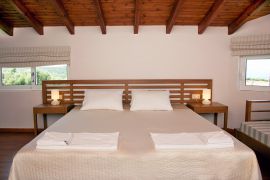 Lofos Village, Agia Marina, Bedroom in maisonette