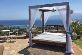 Villa Blue Miracle, Agios Nikolaos, courtyard wedding preparations