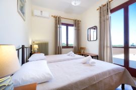 Garden House, Νεροκούρος, bedroom twin 3a