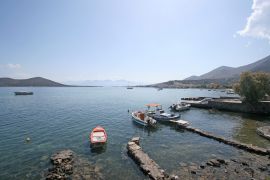 elounda-small-harbour-1