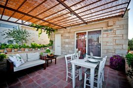 Lofos Village, Agia Marina, veranda-1