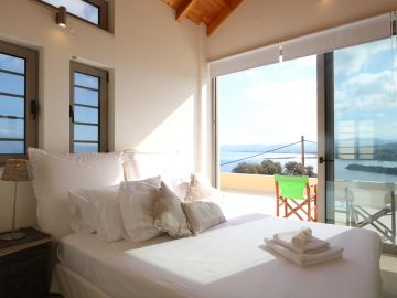 Electra House, Kissamos