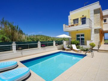 Geas House Thalassa, Tavronitis