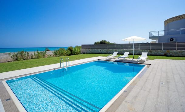 Beachfront Villa Tavronitis, Tavronitis