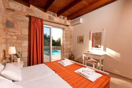 Lofos Village, Αγία Μαρίνα, villa-bedroom-2