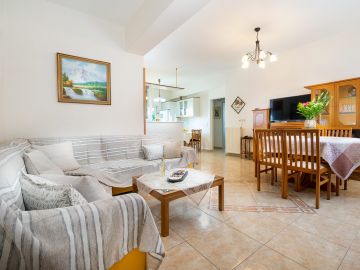 Port Apartment, Chania town