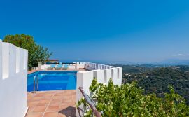 Villa Georgokastelo, Stalos, pool stunning landscape 1a