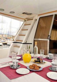 Private Cruises from Chania old town, Chania town, outdoor-dining-area-3b