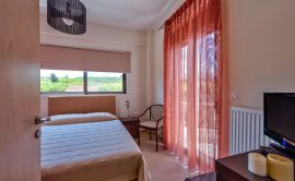 Pretty Villa, Платаньяс, double-bedroom-2a