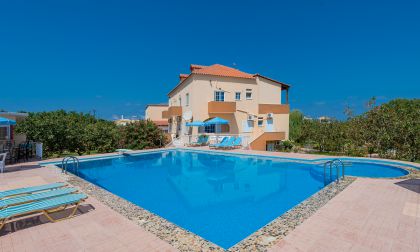 Eleana Apartments, Stavros, swimming-pool-area-9