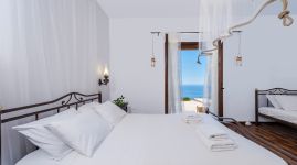 Libyan View Villa, Πλακιάς, triple-bedroom-33a