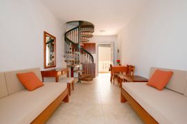 Kalimera Hotel, Agia Marina, apartment 2a