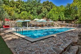 Villa Local, Δαφνέδες, swimming-pool-area-new-2