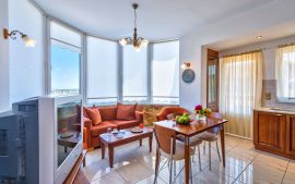 Cactus Apartments, Stalos, sitting area