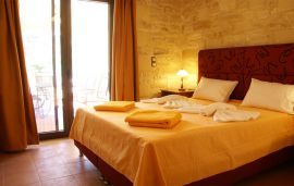 Traditional Stone Villas, Καλύβες, Bedroom 2