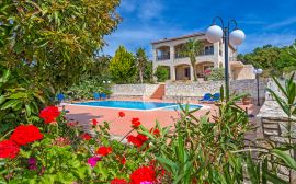 Villa Minas, Galatas, villa minas galatas 3