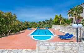 Villa Minas, Galatas, Pool area