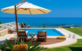 Beachfront Villa, Hersonissos, Pool area