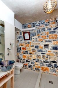 Palazzo Greco Villas, Agia Galini, Bathroom in villa 2