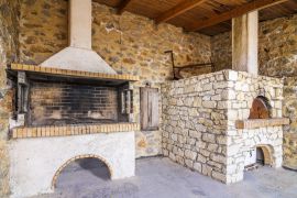 Villas Mourne, Плакиас, Barbecue area