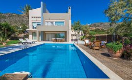 Villa South Crete, Makrigialos, Facade