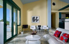 Peaceful Villas, Tersanas, Upper floor living room in 5-bedroom Villa 