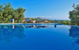 Serenity Villas, Τερσανάς, Pool area in 5-bedroom Villa