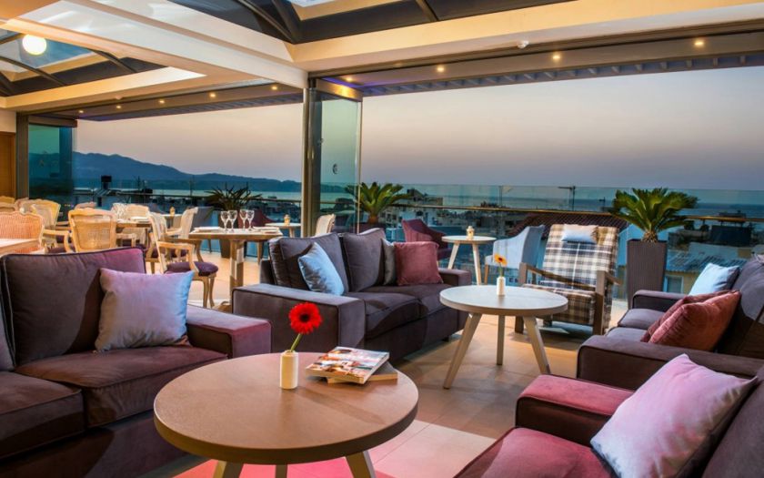 Castello City Hotel, Heraklion Town, Fifth floor lounge 1b