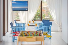 Villas Milos, Agia Pelagia, playroom iii