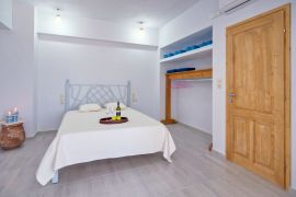 Villas Milos, Agia Pelagia, villas milos apartment bedroom 1b