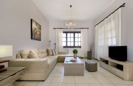 Iakinthi Villa, Stavros, open plan living room 1