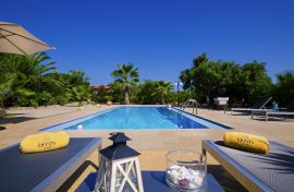 Iakinthi Villa, Stavros, pool 8