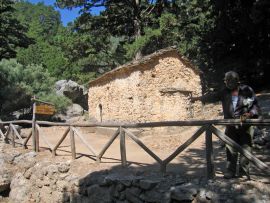 Adam Rooms, Falassarna, Samaria Church 1