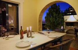 Villa Nafsika, Сталос, exterior dining aera 1