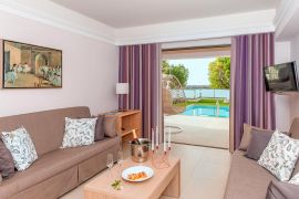 Porto Platanias Beach Resort, Platanias, suite private pool sea view 1