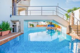 Finest Villa, Chania, private pool 3