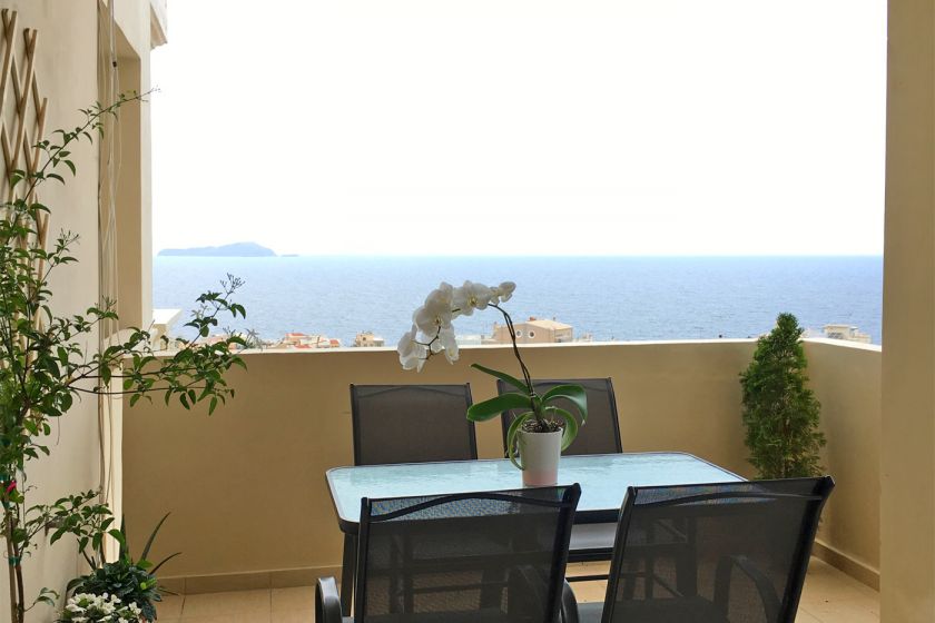 Comfortable Apartment, Chania town, sea view balcony 1