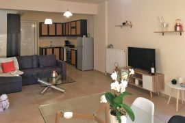 Comfortable Apartment, Chania town, open plan area 1