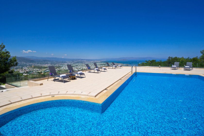 Golden Key Villas, Χανιά, lovely sea view pool 3