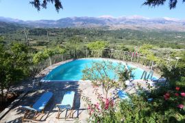 Maria Apartments, Βρύσσες, common pool 2