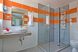 Uphill Villa, Agia Marina, bathroom 1