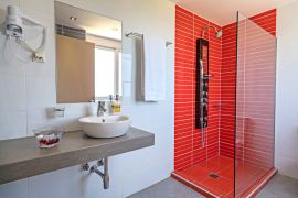 Uphill Villa, Agia Marina, bathroom 2