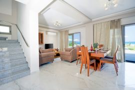 Beach Villas, Tavronitis, open plan area 2