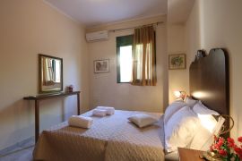 Ira Apartment, Χανιά, ira bedroom 1a